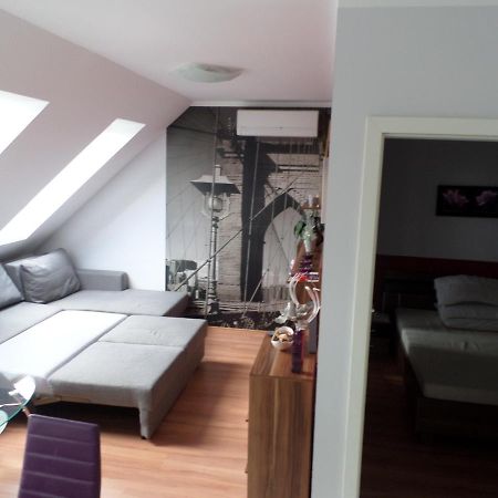 Ferienwohnung Cecilia Apartman Sárvár Exterior foto
